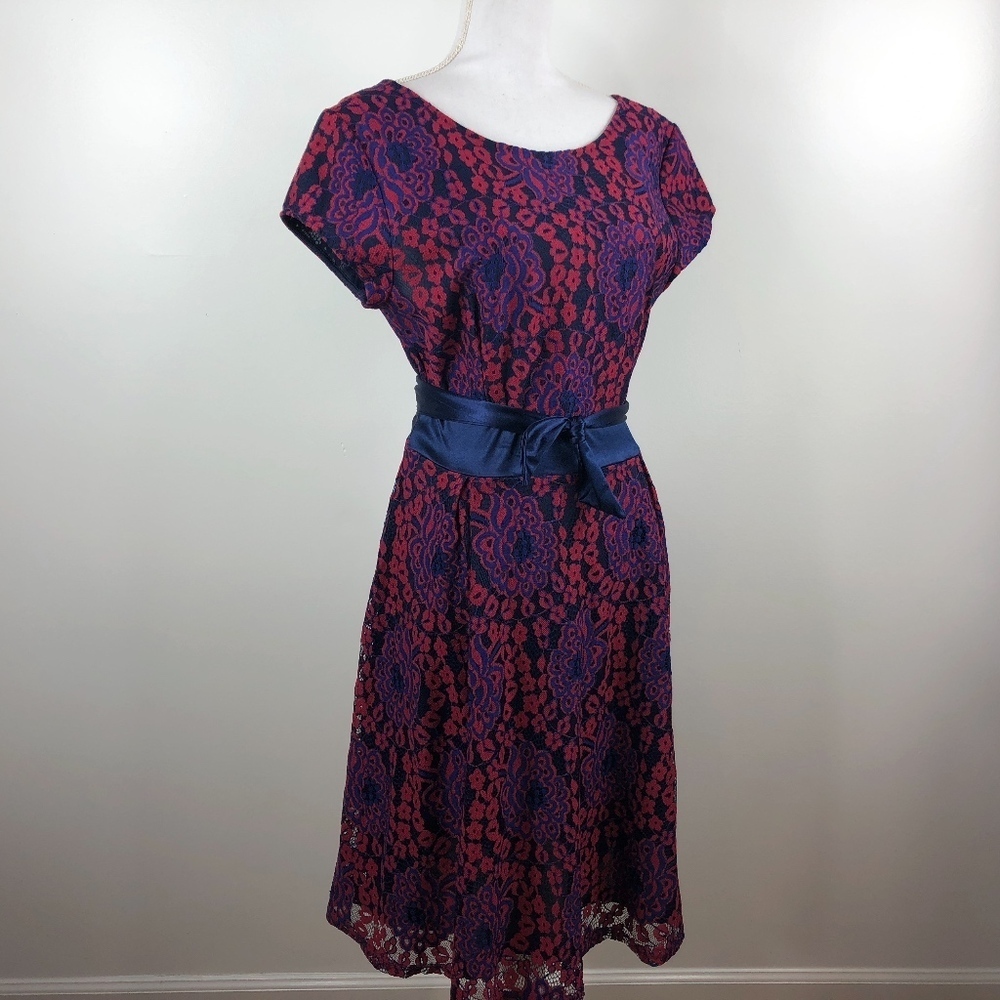 Missal Red Lacy Dress Large NWT
